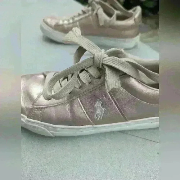 Girls Polo Ralph Lauren Sayer Logo Embroidered Leather Sneaker Mettalic- size 4 - Picture 4 of 6